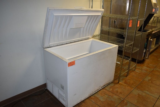 (2005) FRIGIDAIRE ULTRA FREEZER 48" CHEST FREEZER,