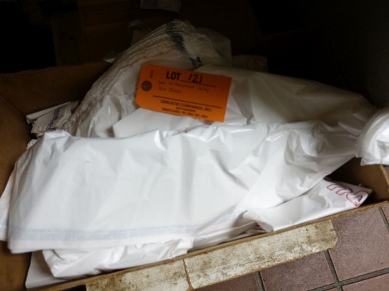 LOT WITH ASSORTED CARRY OUT BAGS