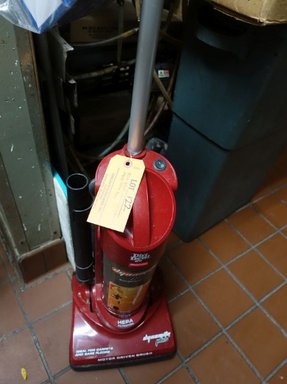 DIRT DEVIL VACUUM CLEANER, DYNAMITE PLUS