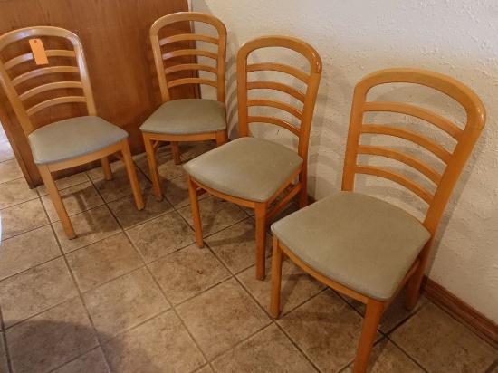 SET OF (4) CHAIRS, HORIZONTAL SLAT BACK, WOOD FRAME,