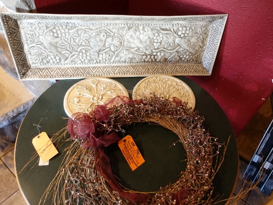 ASSORTED WALL ART: 39" x 13" METAL TRAY, (2) ROUND PLASTER DISCS