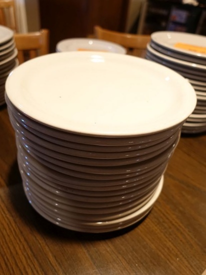 LOT OF (17) 10" DINNER PLATES