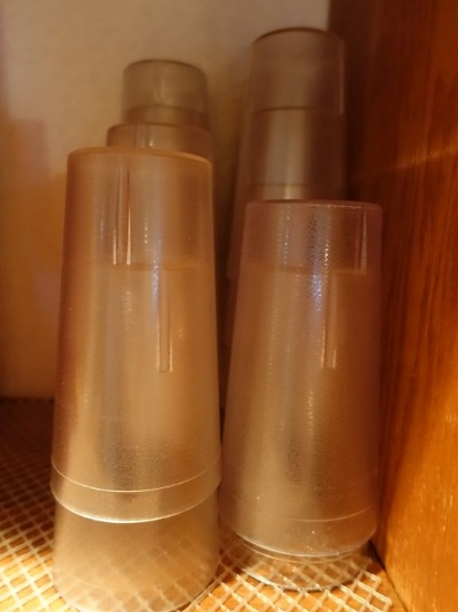 PLASTIC GLASSES 5 3/4" TALL