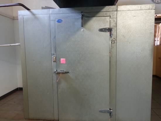 CROWN TONKA 5'X8' WALK IN COOLER