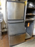MANITOWOC ICE MAKER, MODEL QY0324A, S/N: 991160623,
