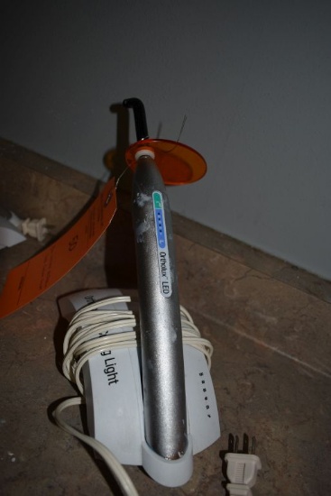 3M UNITEK ORTHOLUX LED CURING LIGHT