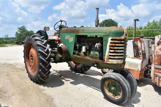 OLIVER ROW CROP 88 TRACTOR WITH PTO