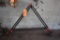 ENGINE SUPPORT WITH BRACKETS ON WALL