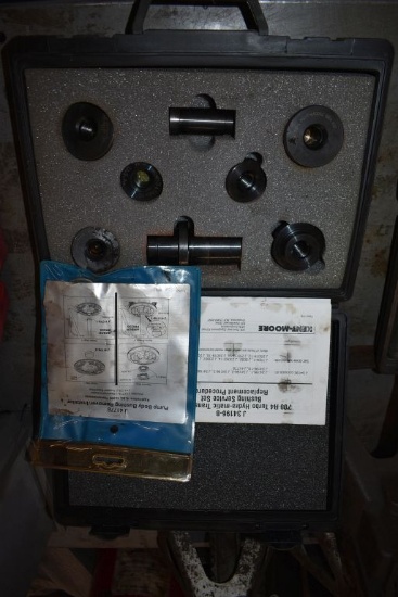 TRANSMISSION BUSHING SERVICE SET
