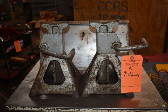 PAIR OF JACK STANDS