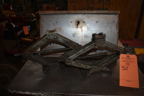 PAIR OF JACKS