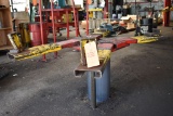 TOP PLATE OF FLOOR HOIST, **NOT CYLINDER**