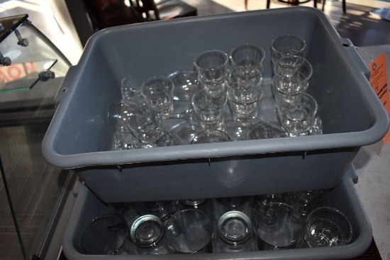 (2) GRAY BUS TUBS WITH ASSORTED GLASSES AND