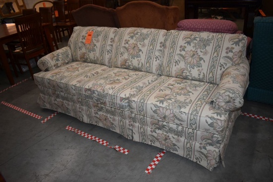 3 SECTION COUCH, WHITE FLOWER MATERIAL, 30"W X 83"L