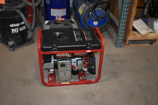 GENERAC 4000XL PORTABLE GENERATOR, LIKE NEW, 7.8 HP,