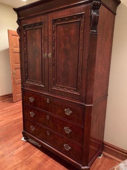 HENREDON CABINET, 2 LARGE DOORS, 3 DRAWERS,