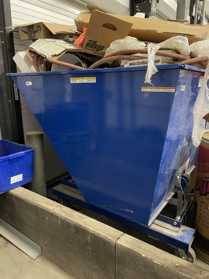 U-LINE D-200-HD SELF DUMPING HOPPER, 6,000 LB CAPACITY WITH CASTERS