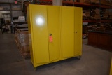 4 DOOR YELLOW HEAVY DUTY METAL CABINET ON CASTERS,