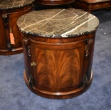 NATCHEZ COLLECTION ROUND HENREDON WOOD TABLE