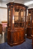 HENREDON CURIO ILLUMINATED CABINET W/LIGHT, 45