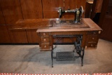 PRITZLAFF ROTARY PEDDLE SEWING MACHINE IN