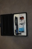 USM POP RIVET GUN W/RIVETS & CASE