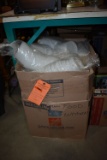BOX OF ASSORTED PLASTIC FOOD CONTAINERS & LIDS