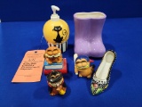 ASSORTED CERAMICS: BOOTS, SHOE, GARFIELD,