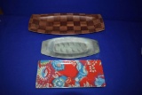 (3) TRAYS