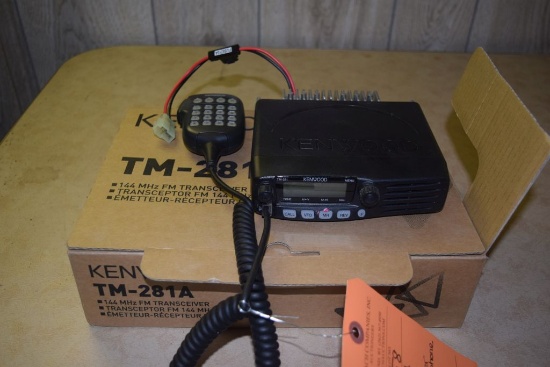 KENWOOD TM-281 TRANSCEIVER HAM RADIO WITH MICROPHONE & BOX