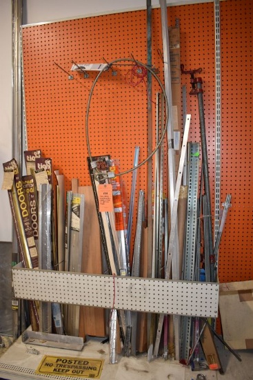 DOOR SEALS, THRESHOLDS, CABLE AND MISC. IN VERTICAL RACK
