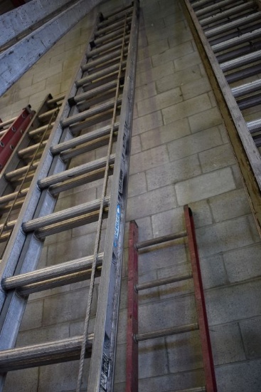 40' WERNER ALUMINUM EXTENSION LADDER