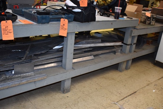 (1) 4'x8' HEAVY DUTY PLYWOOD TOP TABLE,