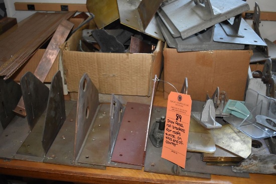 SNOW FENCE RAIL BRACKETS FOR ROOFS AND