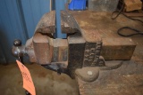 BENCH VISE AM CO ATHOL NO 32