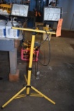 DUAL HALOGEN LIGHTS ON TRIPOD STAND  YELLOW/BLACK