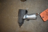 UNIVERSAL TOOL UT-8110R IMPACT WRENCH S/N: 8327