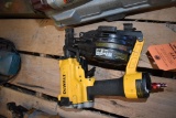 DEWALT MODEL:DW45RN COIL ROOFING NAILER