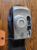 YASHICA ZOOMATE 70 1=38-70mm CAMERA