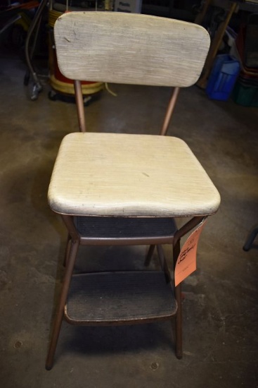 COBCO STEP STOOL/CHAIR