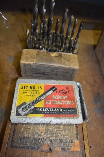 SCREW EXTRACTORS AND DRILL BITS IN STANDS