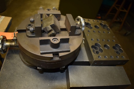 8" TRIPLE ADJUSTMENT T-SLOT TABLE