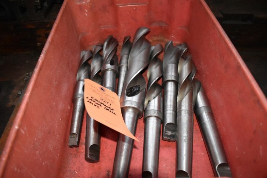 CONTAINER OF LARGE DRILL BITS