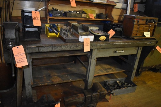 WOODEN WORKBENCH, 7' x 31" WITH 4 1/2" COLUMBIAN