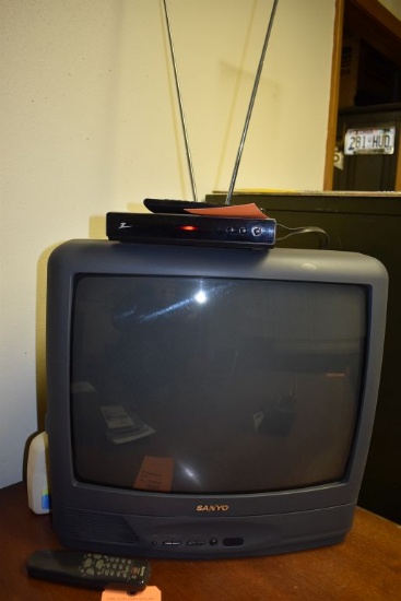 19" SANYO T.V. WITH REMOTE AND ZENITH OTT901 OTV TUNER