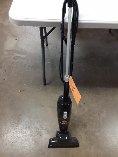 BISSELL FEATHERWEIGHT STICK VACUUM
