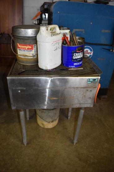 ALUMINUM PARTS CLEANING TANK/STAND WITH BRUSHES AND