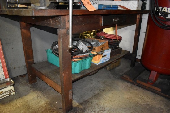 WOODEN WORKBENCH WITH TWO SHELVES AND BACKDROP SHELVING,
