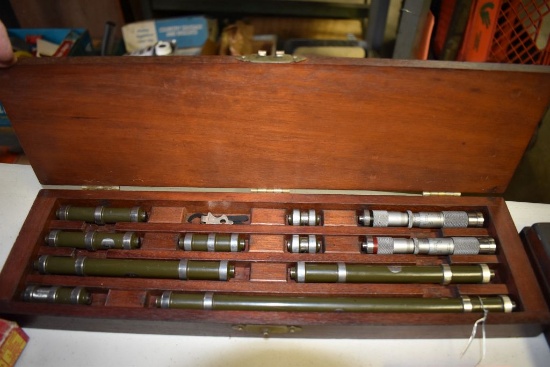 LUFKIN INSIDE MICROMETER MEASURING ROD SET WITH CASE