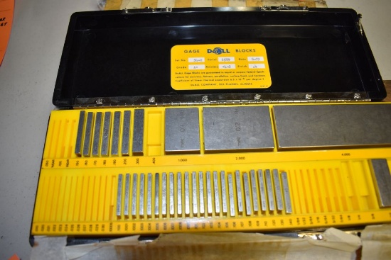 PARTIAL SET OF DO-ALL GAGE BLOCKS WITH CASE